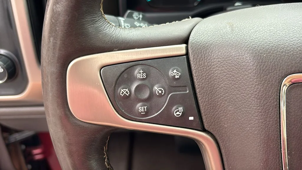 Used 2017 Red GMC Denali image 16