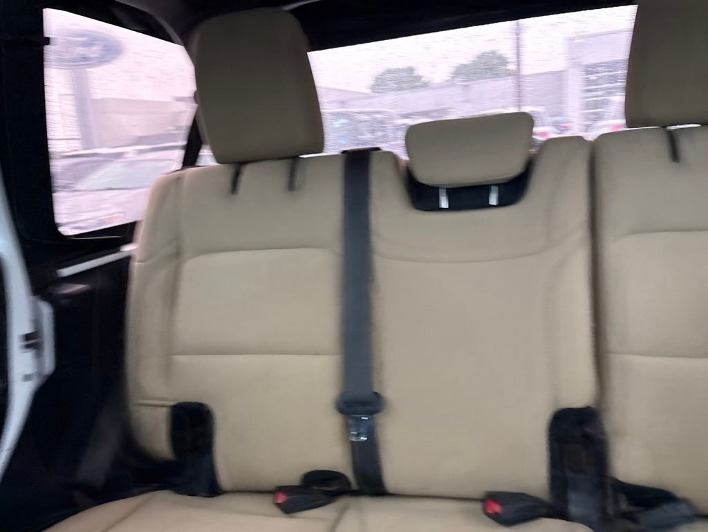 Used 2019 White Jeep Unlimited Sport image 12