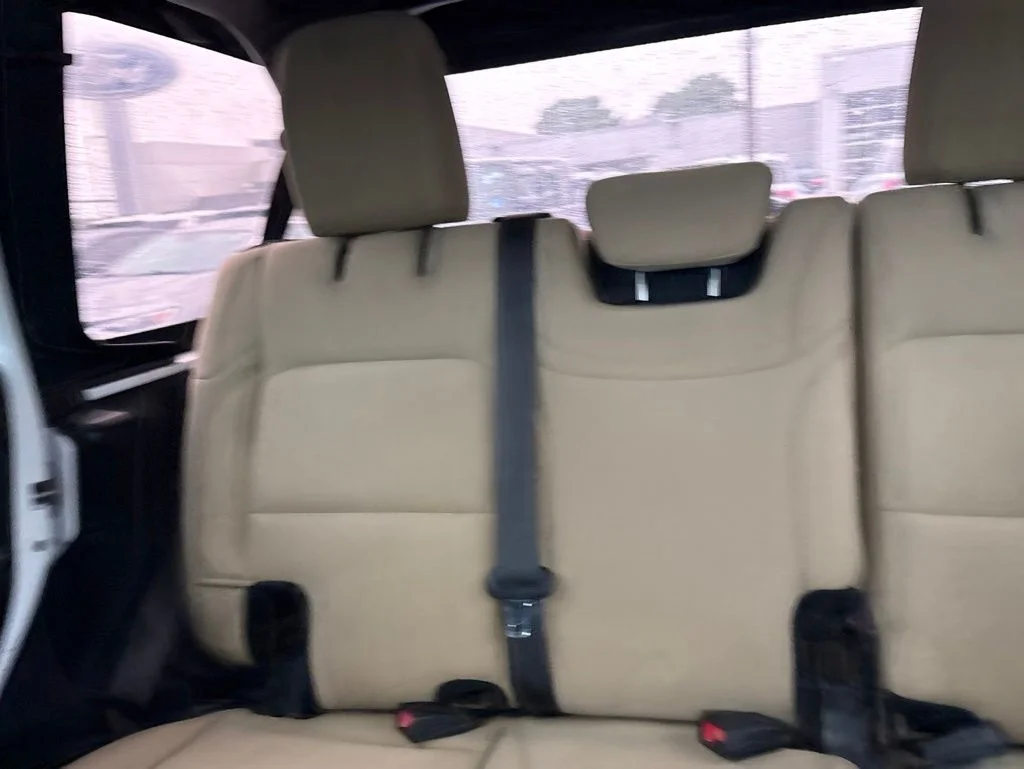Used 2019 White Jeep Unlimited Sport image 12