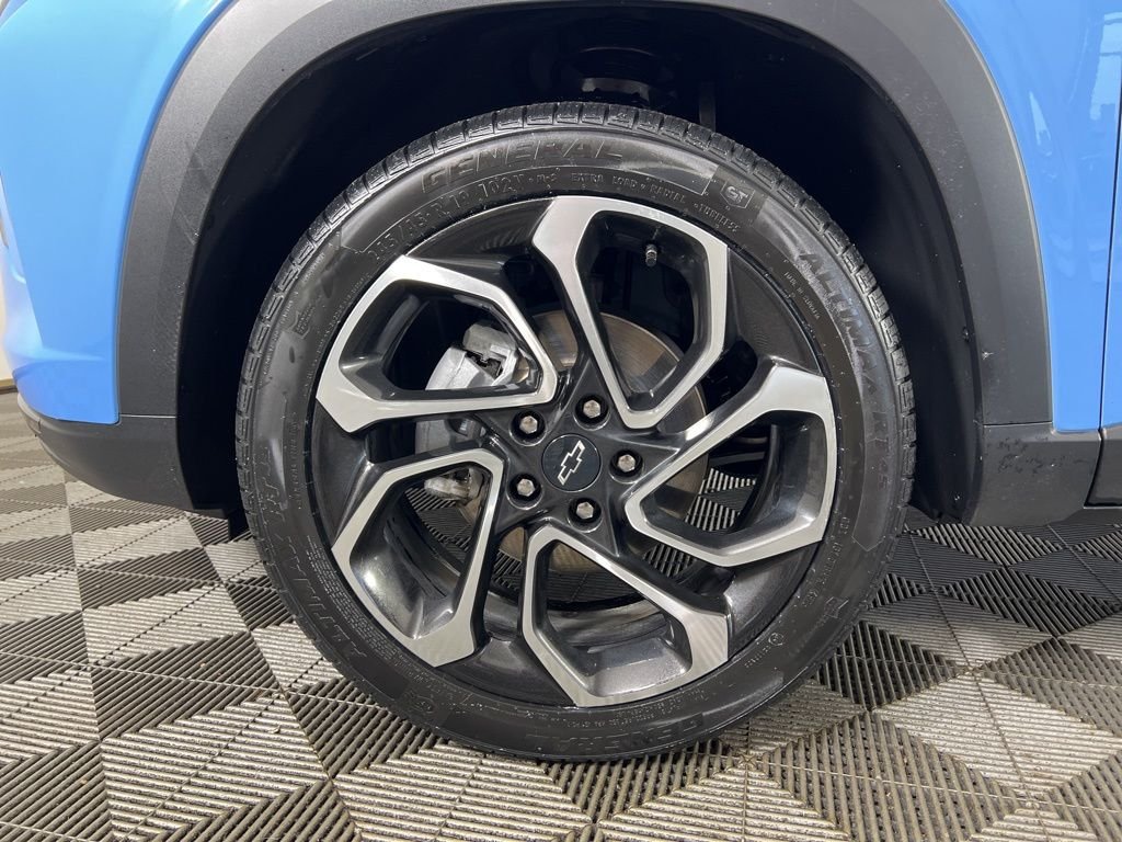 Used 2024 Blue Chevrolet 2RS image 30