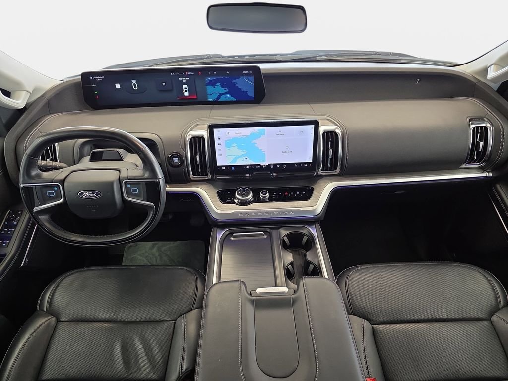 Used 2025 Silver Ford Platinum image 9