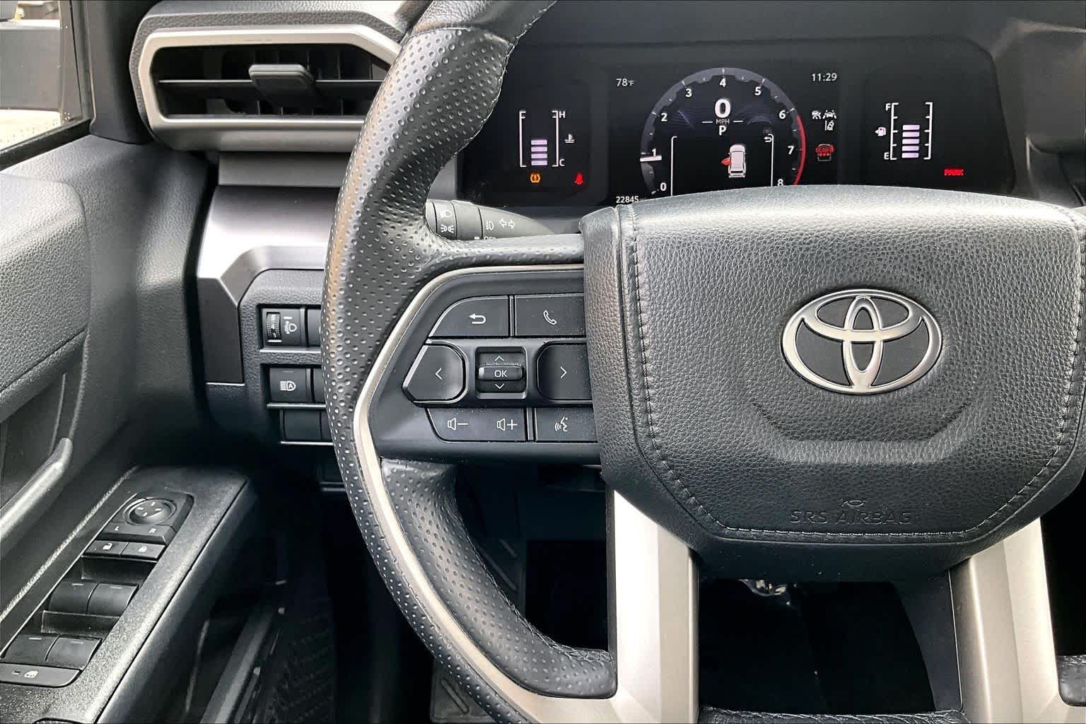 Used 2025 Cutting Edge Toyota SR5 image 24