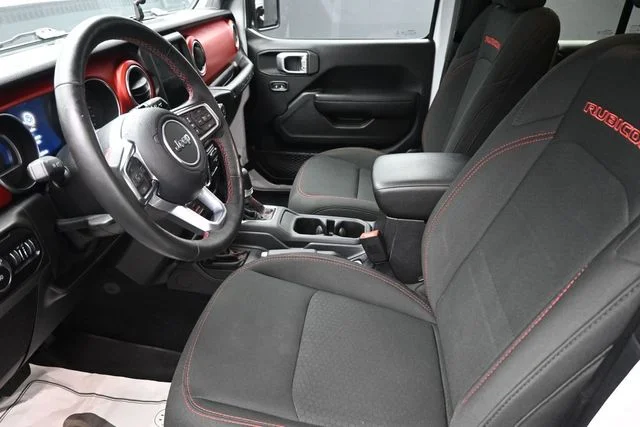 Certified Used 2019 White Jeep Unlimited Rubicon image 10