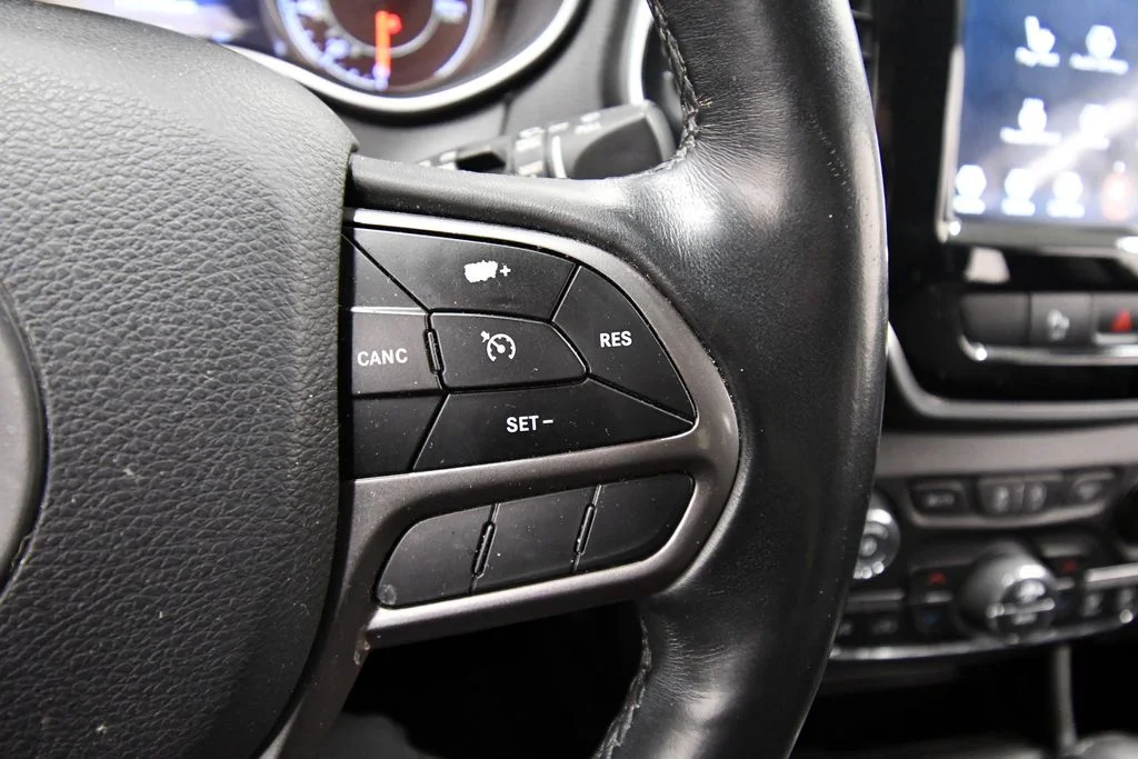 Used 2019 Gray Jeep Limited image 20
