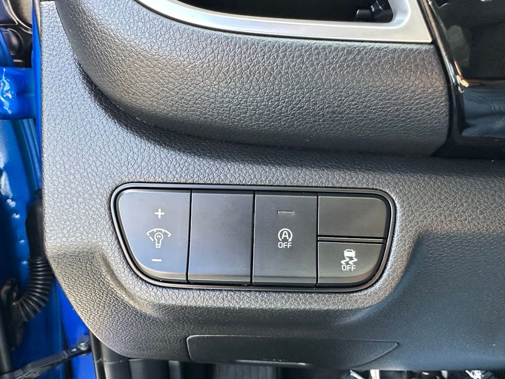 Used 2024 Blue Kia S image 10