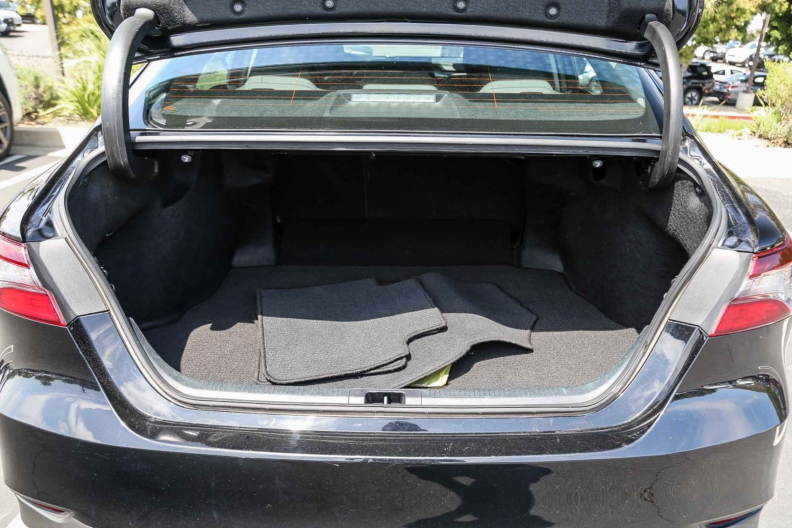 2024 Toyota Camry LE - Photo 27