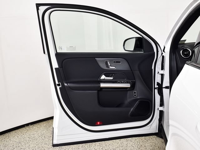 New 2026 Polar White Mercedes-Benz GLA 250 image 56
