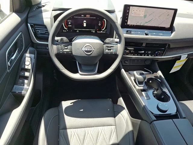 New 2026 Gray Nissan Platinum image 7