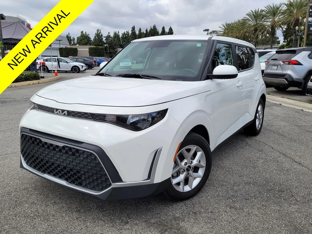 2024 Kia Soul 2.0L LX IVT's photo