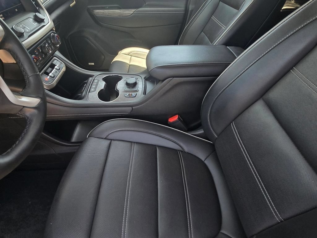 2023 GMC Acadia Denali - Photo 18
