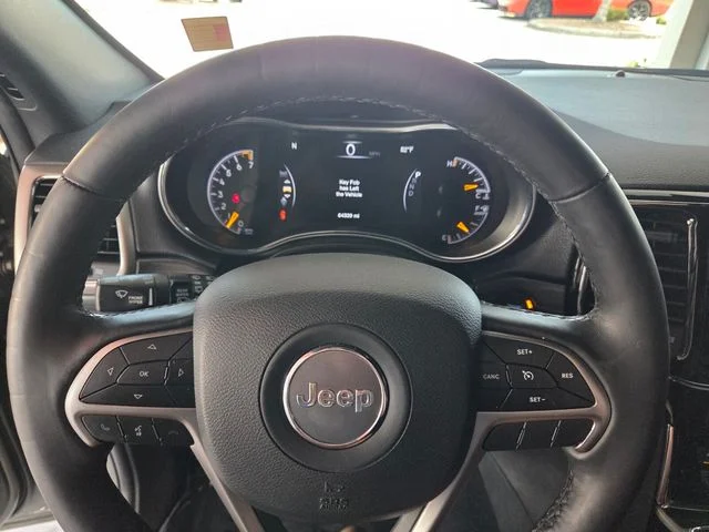 Certified Used 2020 Gray Jeep Altitude image 27
