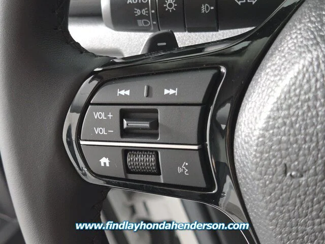 Certified Used 2025 Platinum White Pearl Honda EX-L image 61