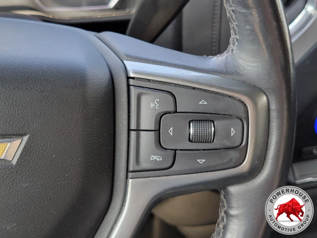 Used 2021 White Chevrolet LT image 28