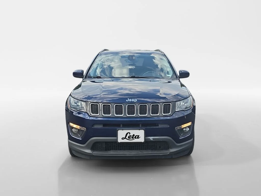 Used 2021 Jazz Blue Pearlcoat Jeep Latitude image 8