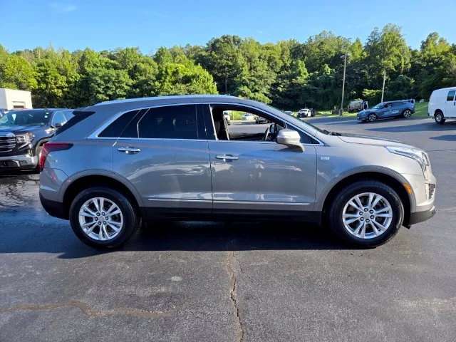 Used 2021 Gray Cadillac Luxury image 9