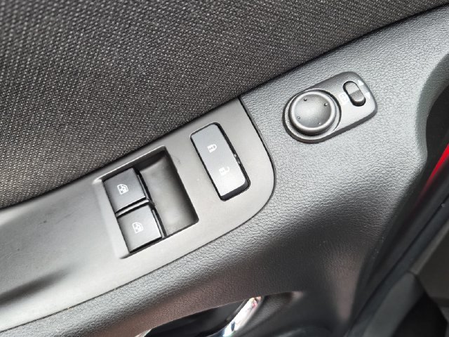 Used 2014 Red Chevrolet SS image 11