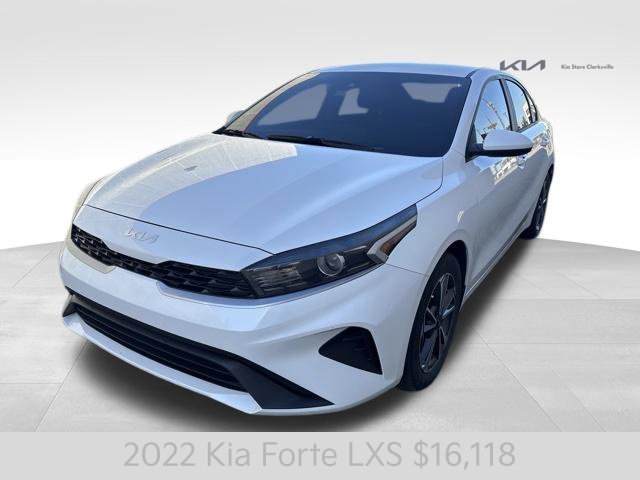 Certified Used 2022 Snow White Pearl Kia LXS image 4