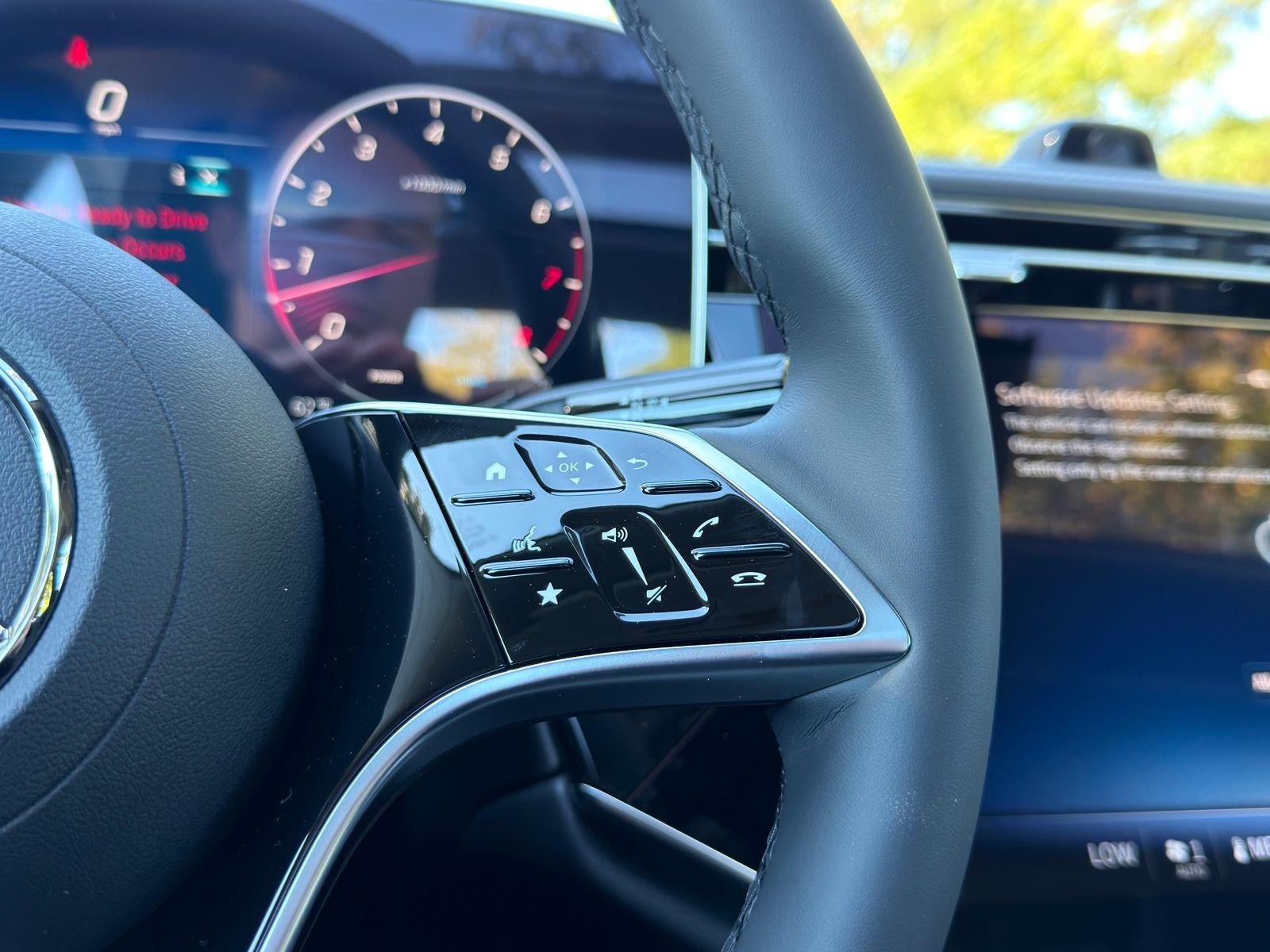 New 2026 Graphite Gray Metallic Mercedes-Benz E 350 image 23