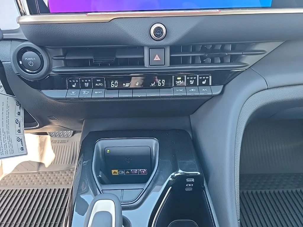 New 2026 Oxygen White Toyota XLE image 22