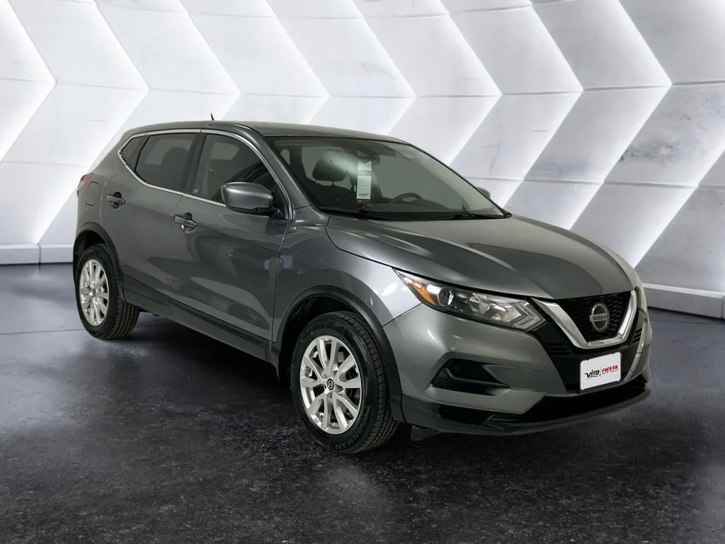 2020 Nissan Rogue Sport S