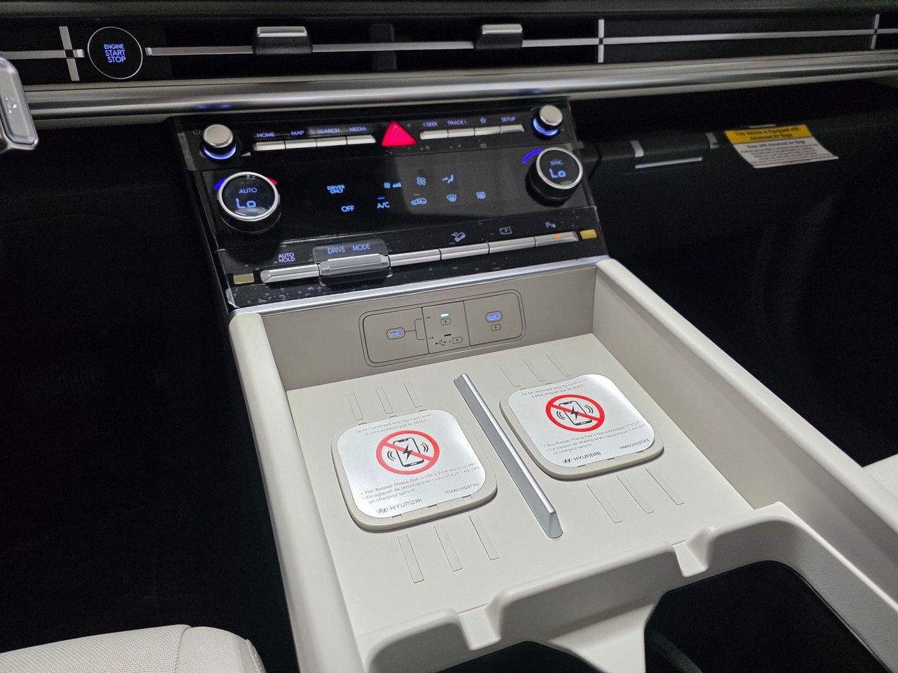 New 2026 Serenity White Hyundai SE image 28