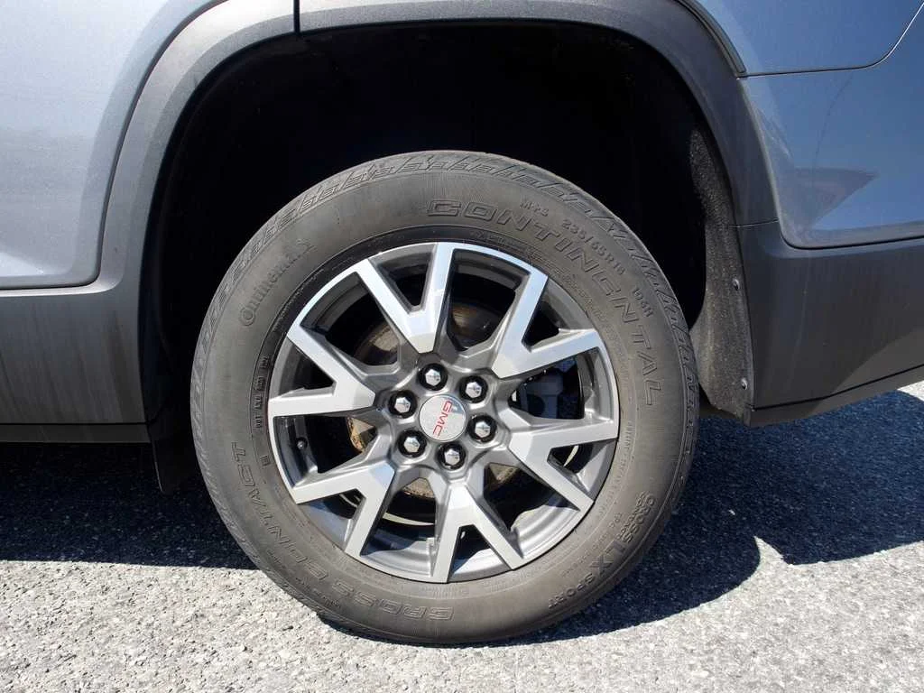 2021 GMC Acadia SLE - Photo 10
