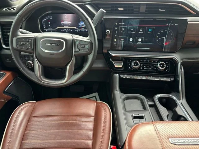 Used 2025 Onyx Black GMC Denali Ultimate image 19