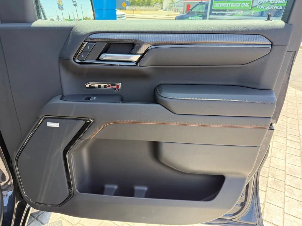 Used 2023 Titanium Rush Metallic GMC AT4 image 18