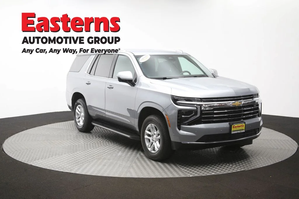 Used 2025 Gray Chevrolet LT image 53