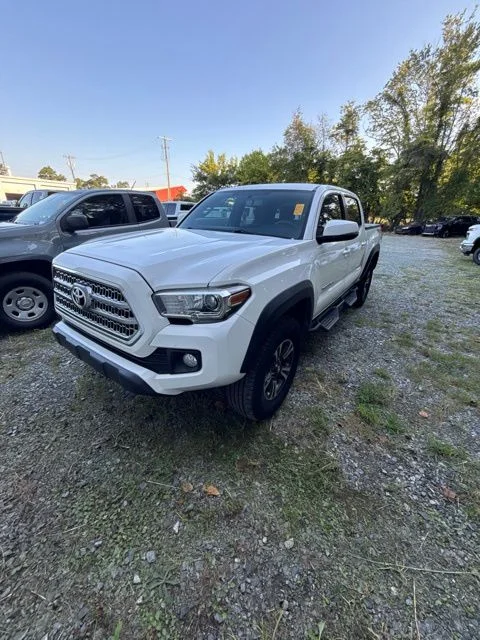 Used 2016 White Toyota TRD Off-Road image 3