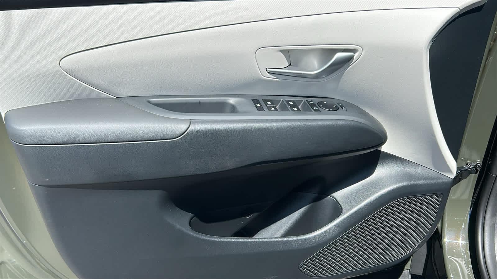 New 2026 Rockwood Green Hyundai SE AWD image 53
