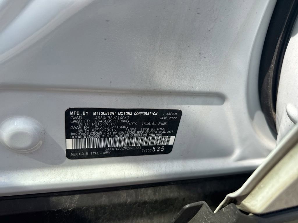 Used 2023 Diamond White Mitsubishi ES image 26
