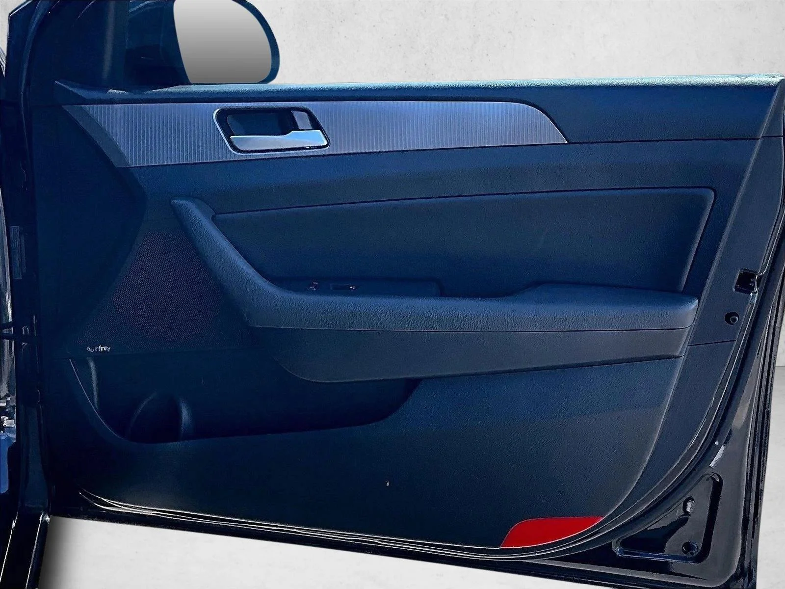 Used 2018 Phantom Black Hyundai Limited image 19