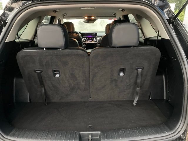 Used 2022 Black Kia S image 35