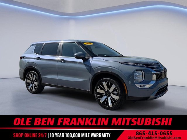 Pre-Owned 2025 Mitsubishi Outlander SE FWD SUV