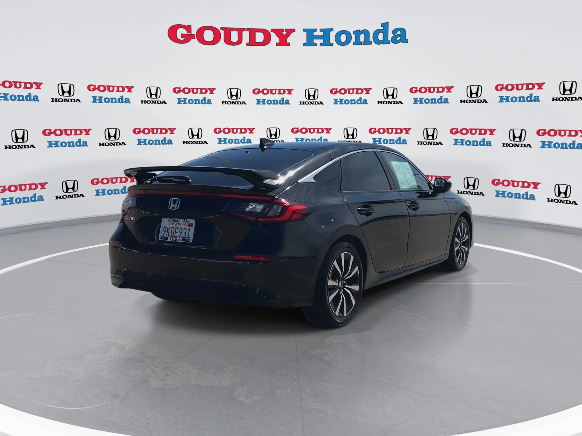 2024 Honda Civic Hatchback EX-L - Photo 8