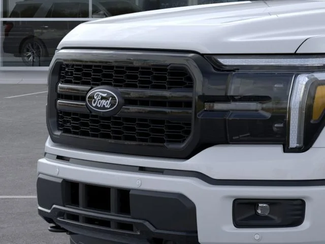 New 2026 Oxford White Ford Lariat image 17