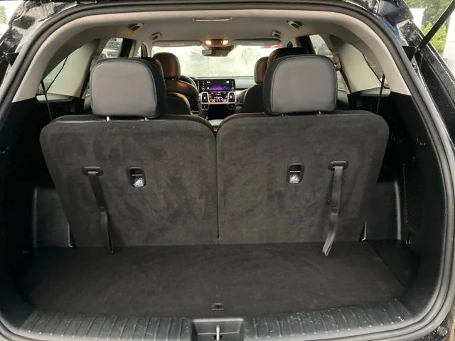 Used 2022 Black Kia S image 35