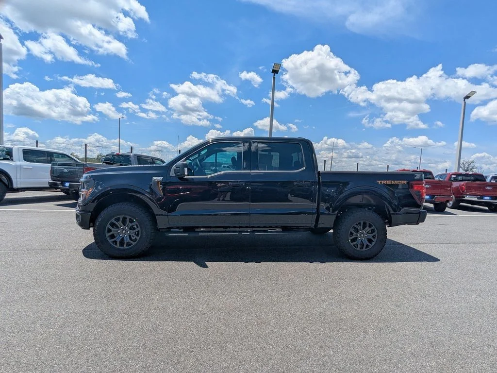 New 2026 Agate Black Metallic Ford Tremor image 7