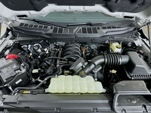 New 2026 Avalanche Ford Lariat image 29