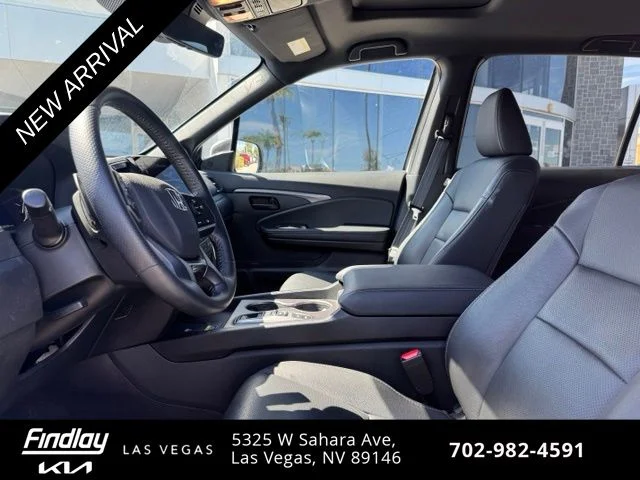 Used 2024 White Honda EX-L image 5