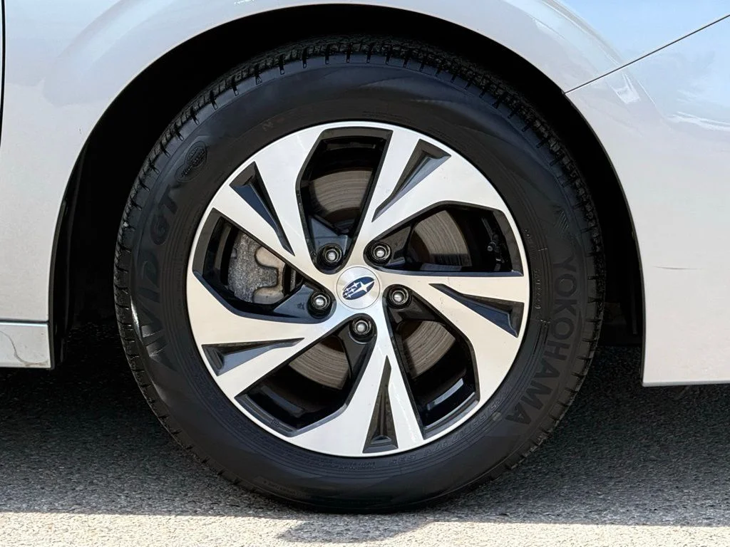 Used 2024 Silver Subaru Base image 6