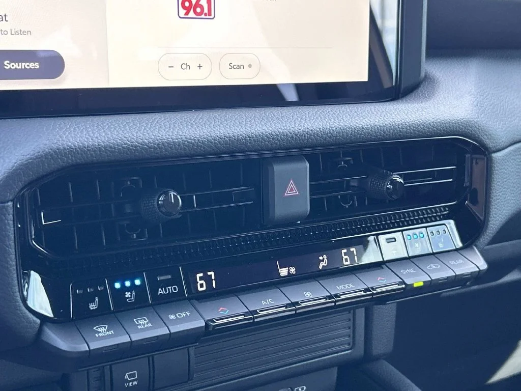 Used 2027  Toyota Base image 37