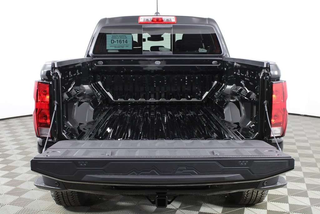 2026 Chevrolet Colorado Trail Boss - Photo 7
