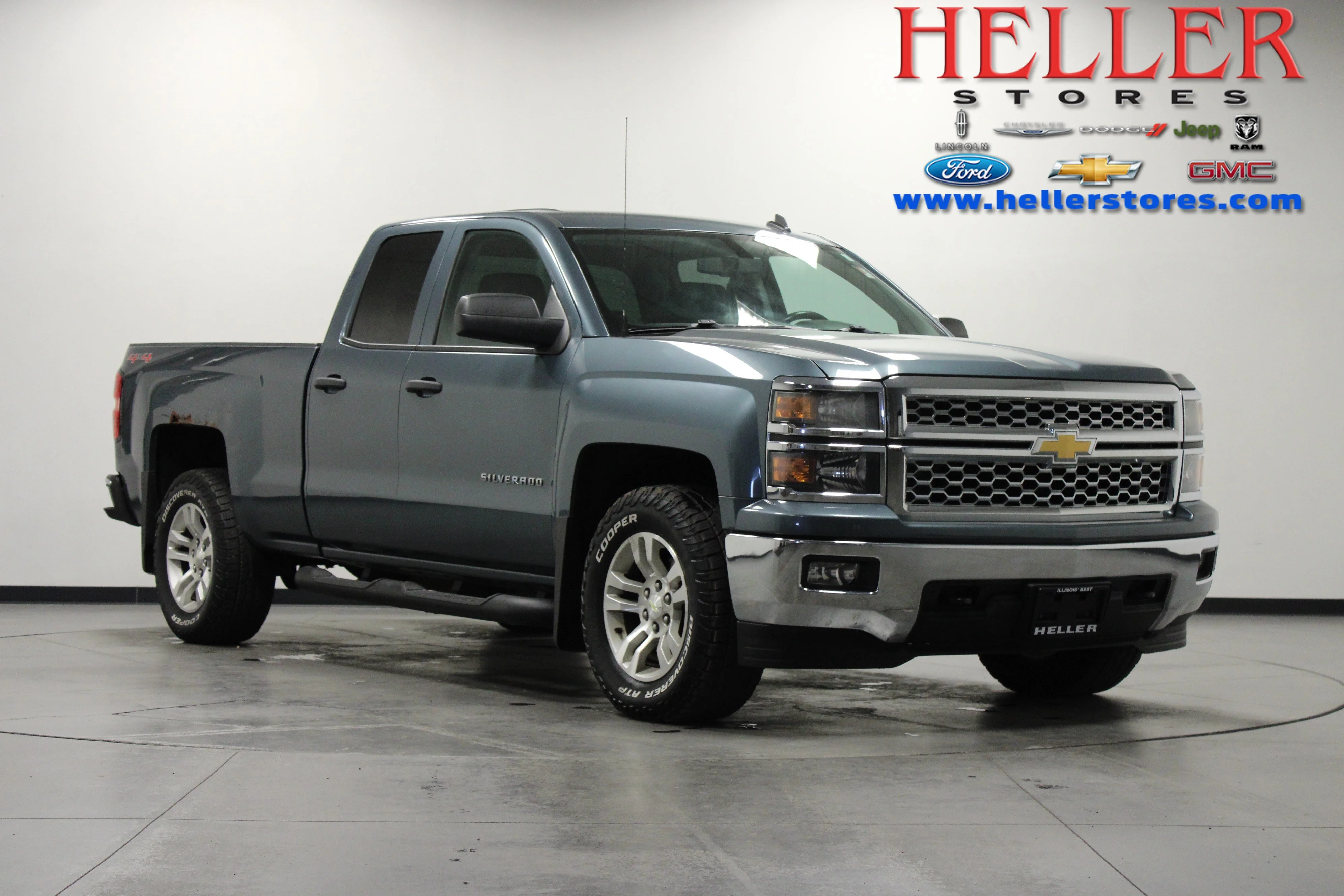 Used 2014 Blue Granite Metallic Chevrolet LT image 1