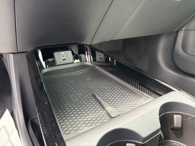 New 2026 Star White Metallic Tri-coat Ford Premium image 21