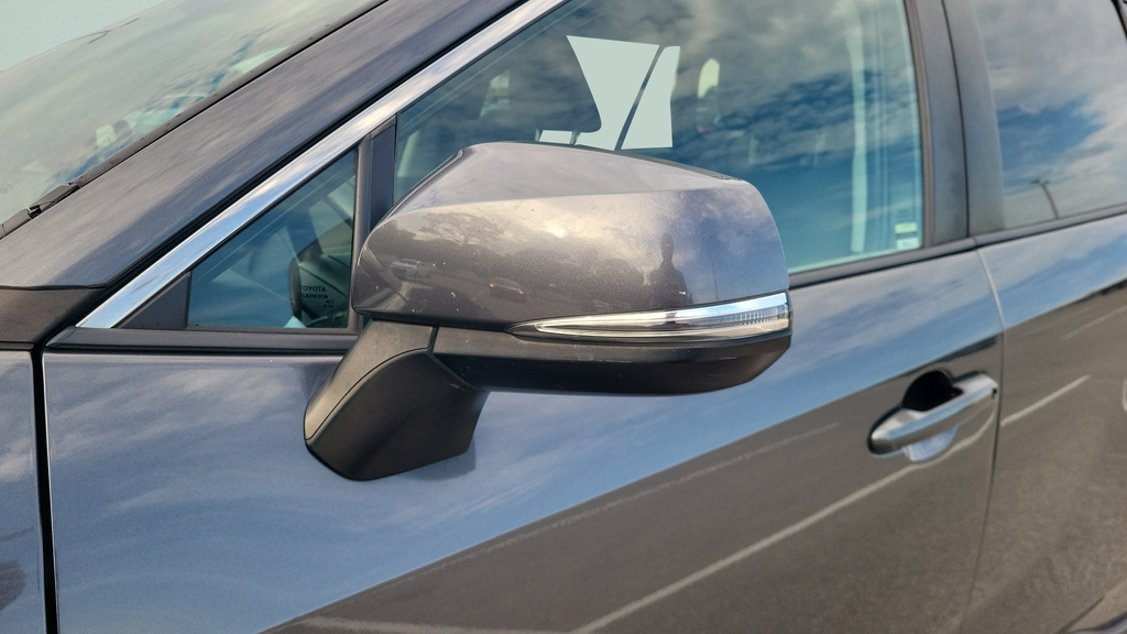 Certified Used 2020 Gray Toyota XLE image 27