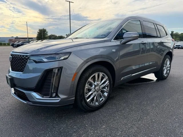 Used 2022 SATIN STEEL METALLIC Cadillac Premium Luxury image 3