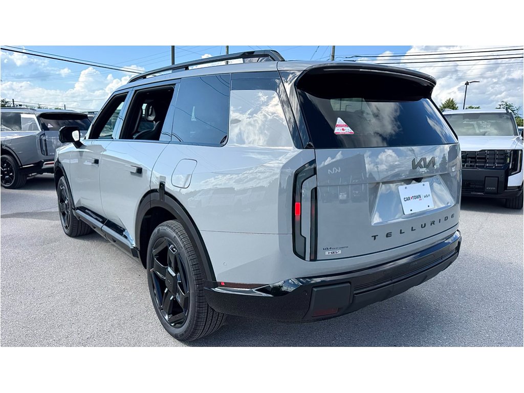 New 2027 Wolf Gray Kia X-LINE SX image 28