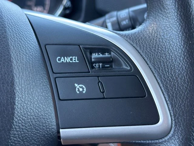 Used 2018 Gray Mitsubishi  image 16